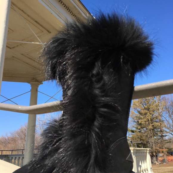 Galilani Boot in Black Suede - Picture 2 of 6